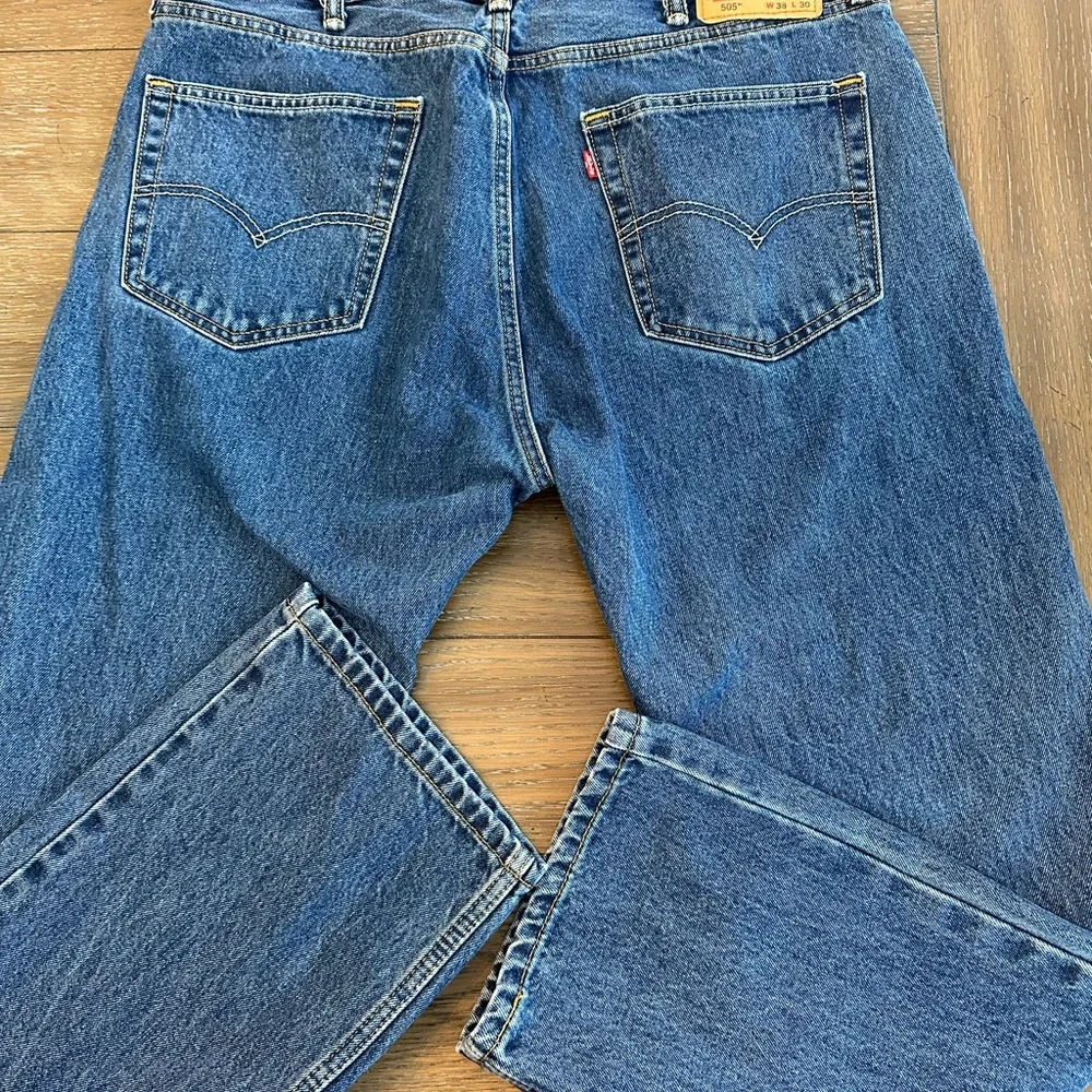 Levi's 505‎ Size 38x30 Gently Worn
